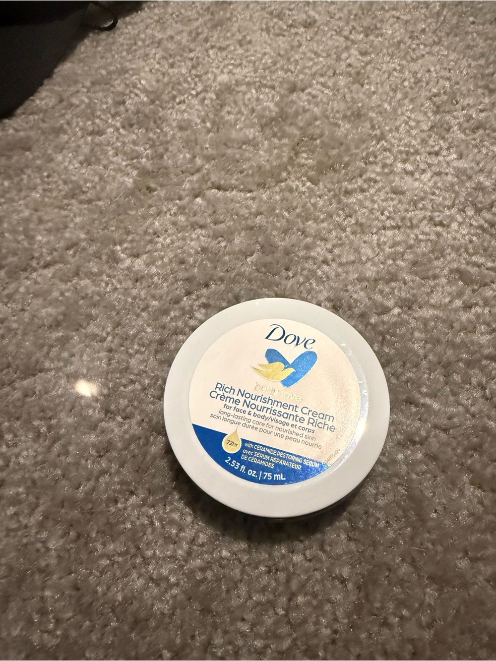 Dove Rich Nourishment Cream – White Jar